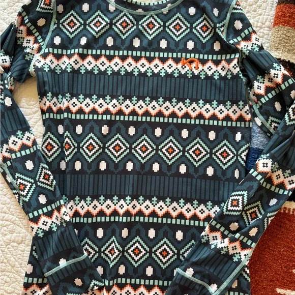 Kari Traa Multicolor Patterned Top - Picture 4 of 4